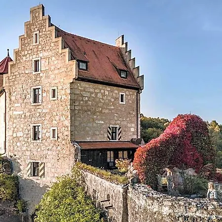 Burg Rabenstein מלון ויישנפלד